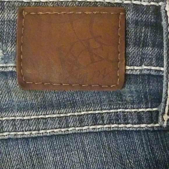 BKE Denim Women's Starlite Frayed Hem Capri Jeans Size 28 - Picture 9 of 14